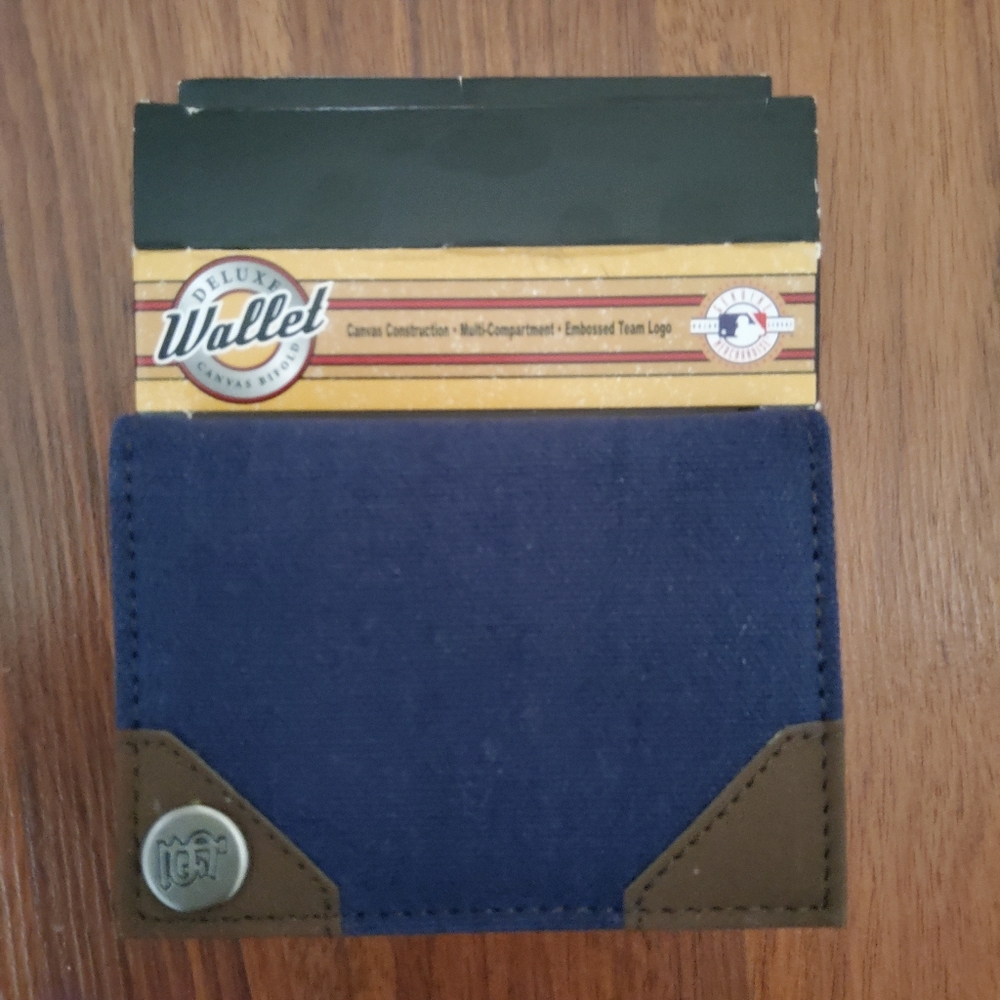 St. Louis Cardinal MLB Team Logo Canvas Wallet